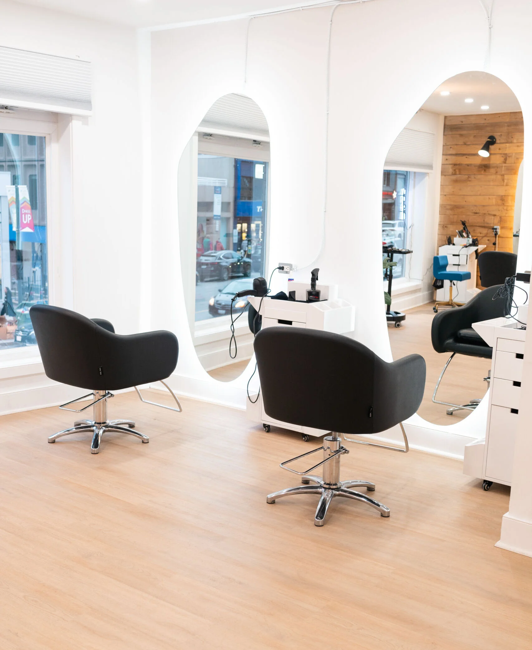スタイリスト募集 - Kamiya Hairdressing Title image