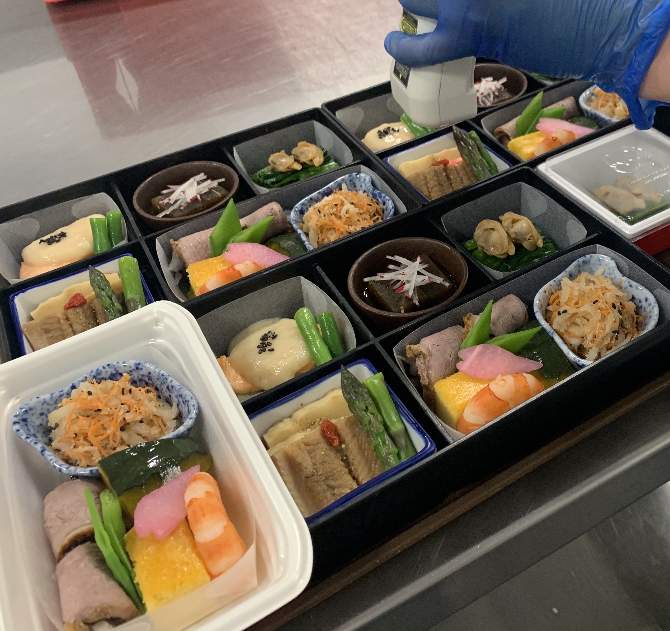 機内食ファクトリーで一緒に働いてくれる仲間募集！ - Japan Sky Dining Ltd. イメージ画像