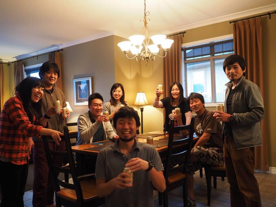 ロッキー観光ツアーガイド ドライバーガイド 募集中 - Explorer Canada Holidays Ltd. イメージ画像