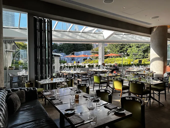 The Victor steakhouse (ダウンタウン) 寿司職人募集中 part-time - The Victor イメージ画像