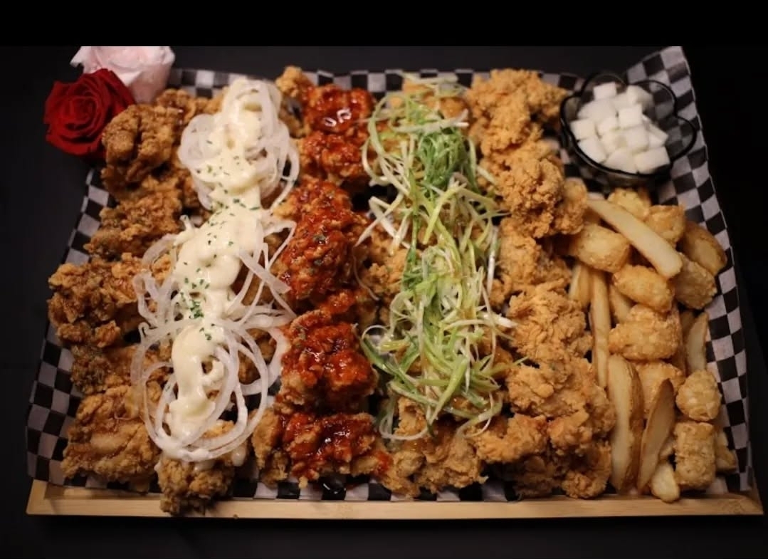 PART TIME SERVER - CM CHICKEN KITSILANO イメージ画像