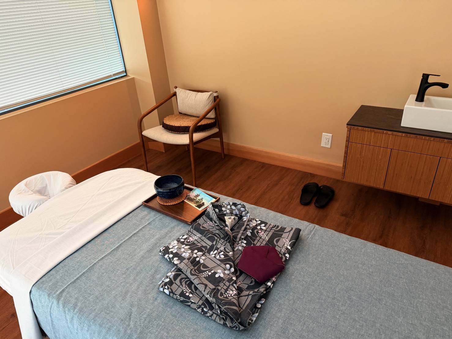 新規オープンのスパでセラピスト募集 - Umi Japanese Spa LTD. イメージ画像