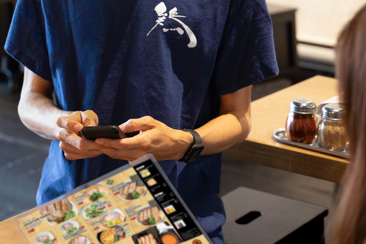 Maruhachi Ra-men ダウンタウンのWestend店でサーバー&キッチンスタッフ募集中！！ - Maruhachi Ra-men イメージ画像