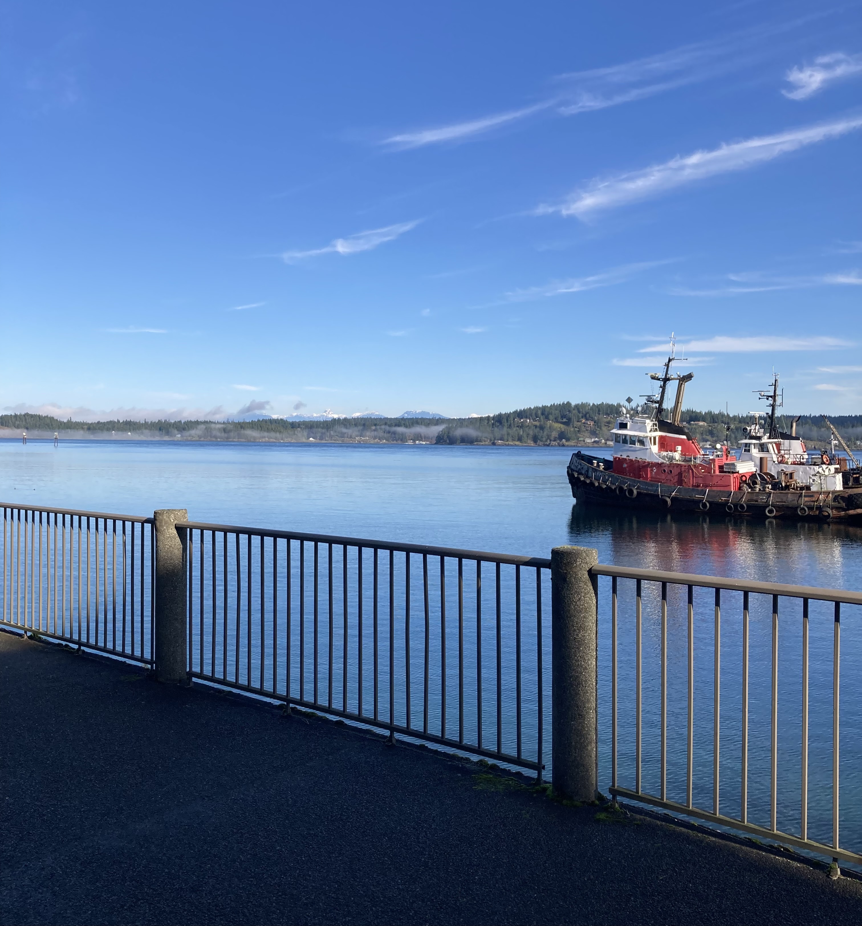 [バンクーバー島キャンベルリバー]海を臨む絶景レストラン「Quay West」で一緒に働きませんか？ - Quay West Kitchen & Catering Ltd. イメージ画像