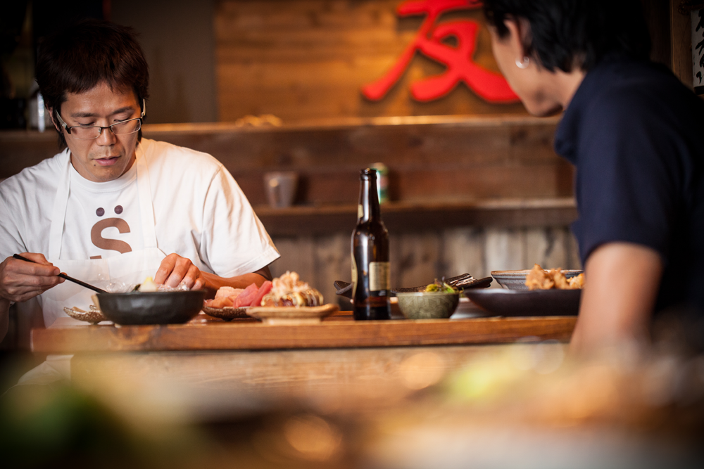 サーバー、キッチンスタッフ 求む!! - Izakaya Tomo イメージ画像