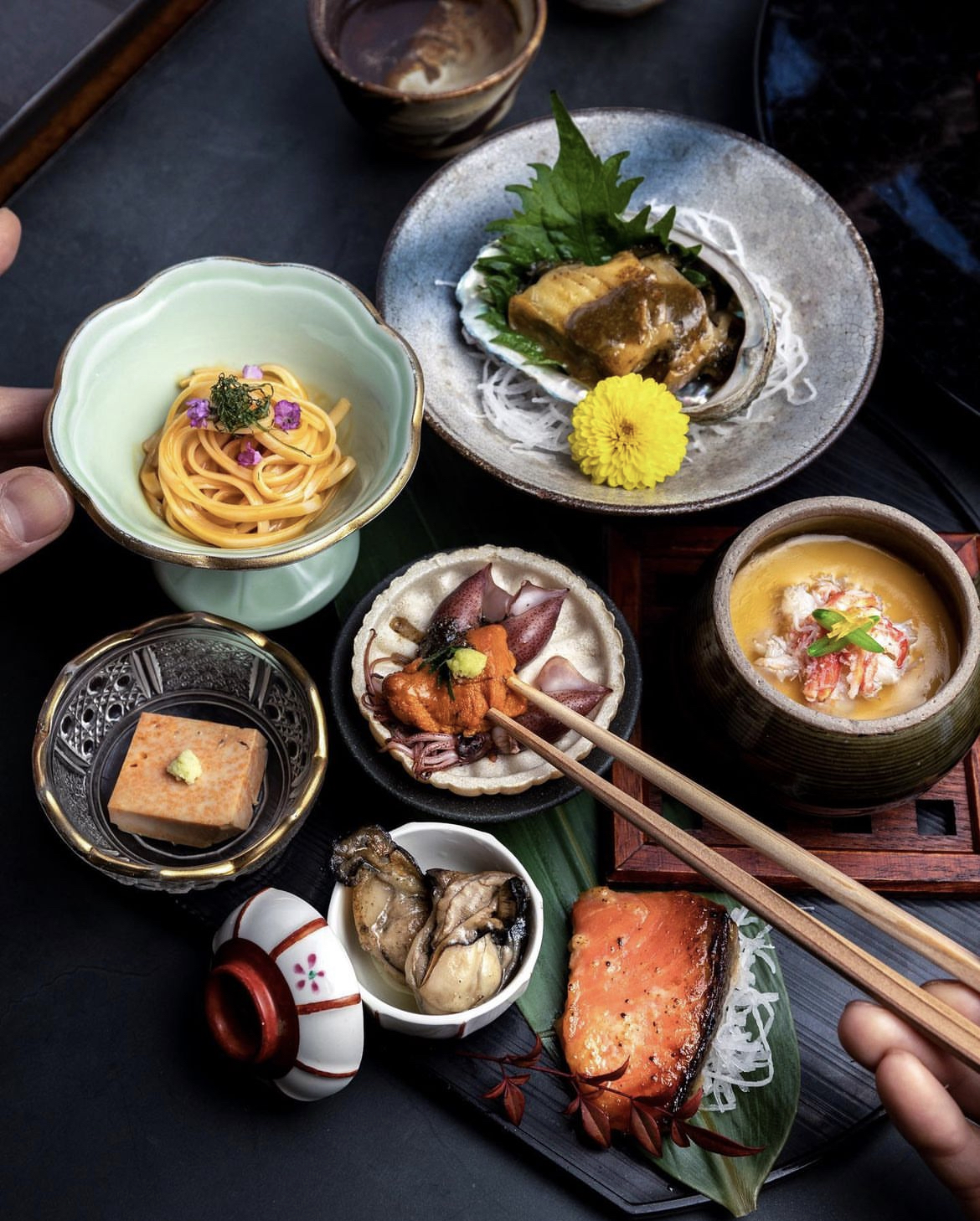 Tetsu Sushi Bar : 寿司シェフ兼キッチンで働ける方を募集しています! - Tetsusushibar Title image