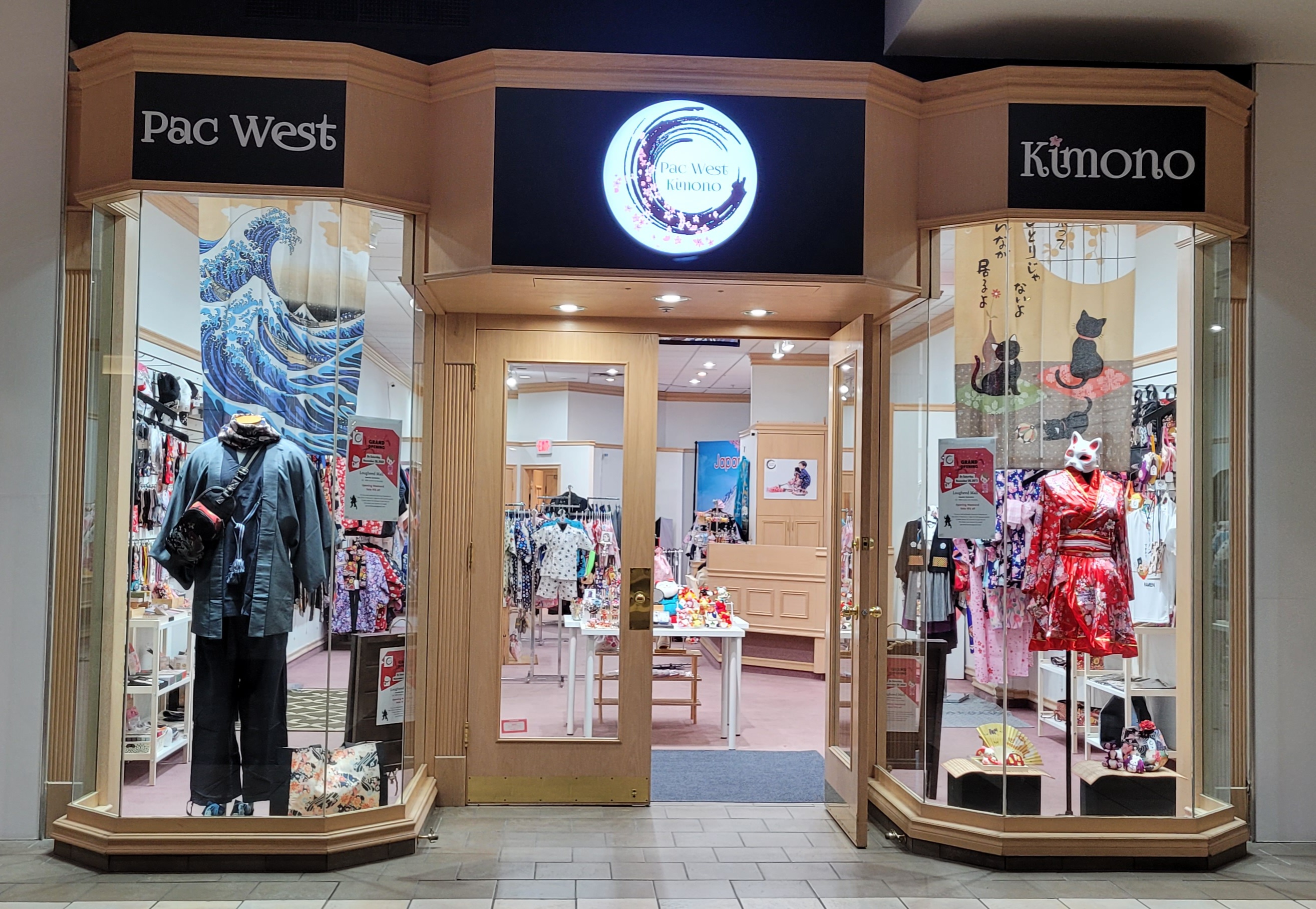 Retail store associates - Pac West Kimono イメージ画像